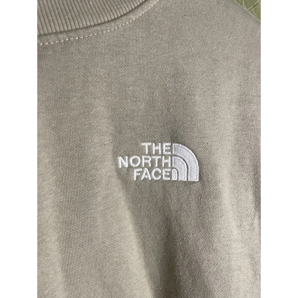 The North Face Woman's Small Sweater‎ Beige Circular Design